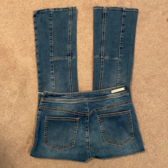 Pilcro & the Letterpress (Anthro) Women's Side Zip Cropped Bootcut Jeans - Picture 4 of 7